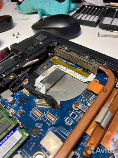 Чистка ноутбука и замена термопасты