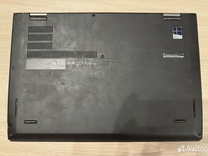 Lenovo thinkpad x1 yoga gen 2 256Gb, 8Гб, i5-7300U