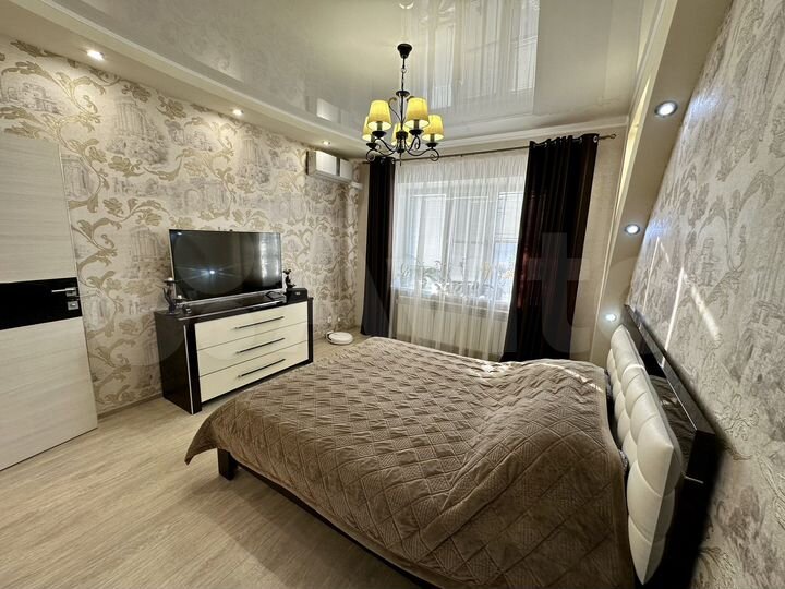 2-к. квартира, 80 м², 4/5 эт.