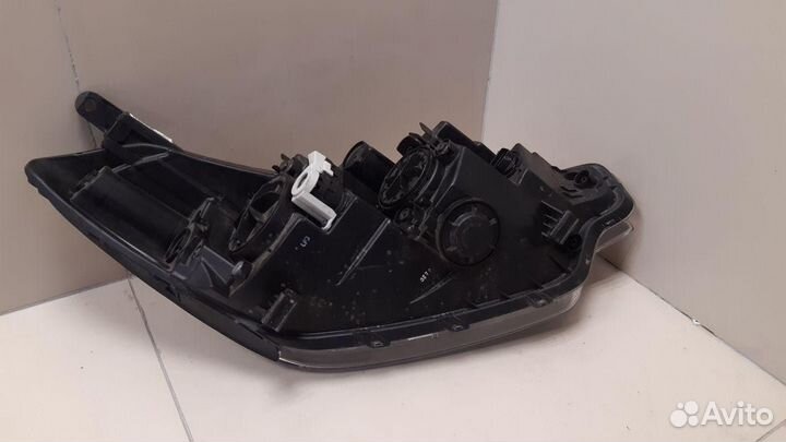 Фара левая Kia Cerato