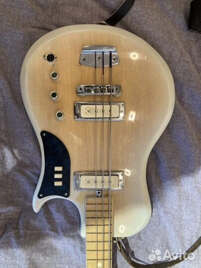 Бас гитара урал