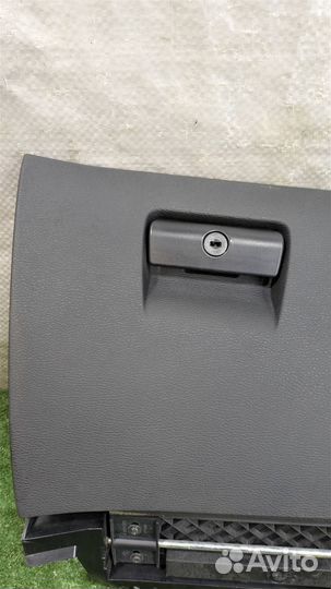 Бардачок (ящик перчаточный) BMW X3 (E83) 2006