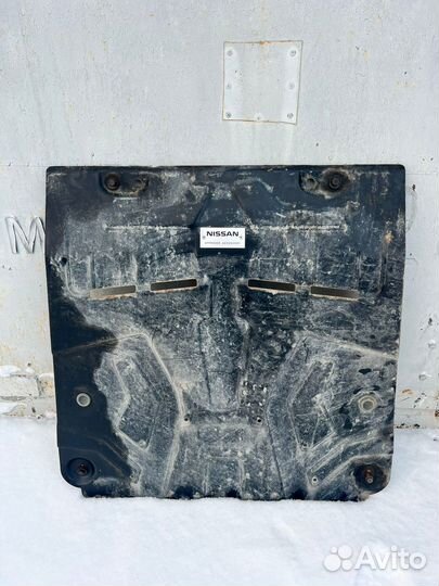 Зищита двигателя на nissan juke