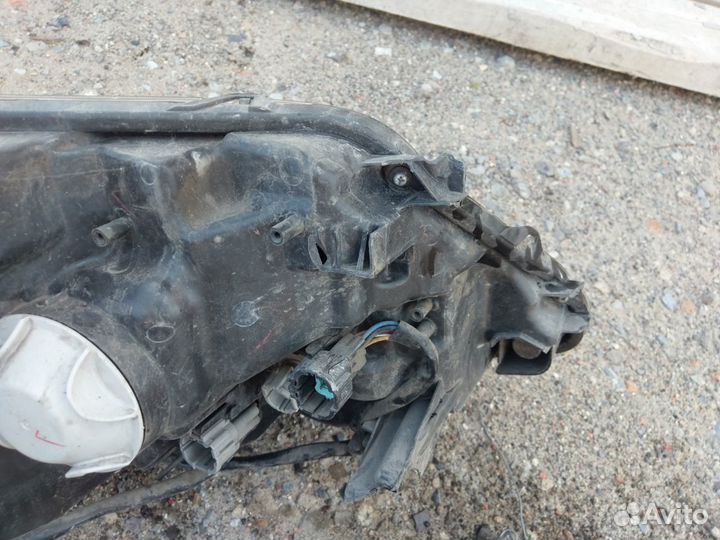 Битая Фара nissan x-trail t32 2013-19