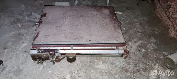 Весы металлические