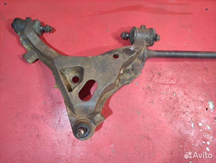 Рычаг и торсион правый Lincoln Navigator 97-03