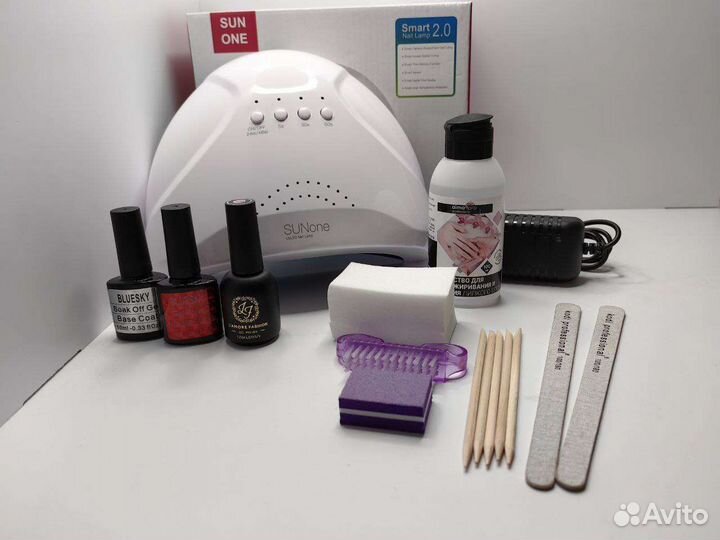 Маникюрный набор с лампой