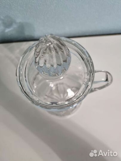 Хрустальный кувшин с крышкой