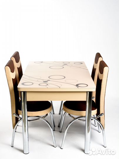 Стол раскладной и стулья 6 шт