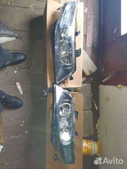 Фара на honda accord 7
