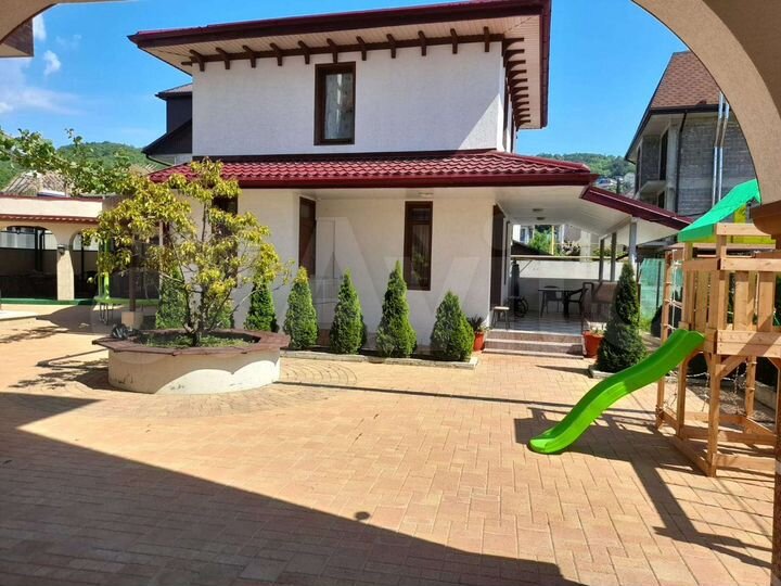 Дом 65 м² на участке 2 сот.