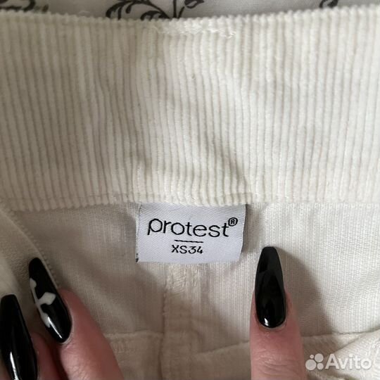 Шорты женские