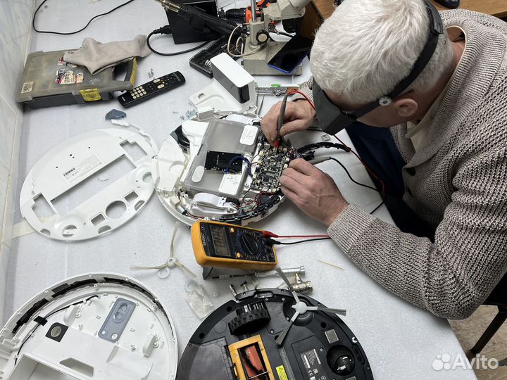 Ремонт роботов пылесосов. Ремонт пылесосов. Выезд