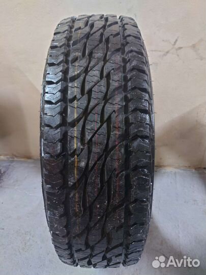 Bridgestone Dueler A/T 697 235/70 R16 120T