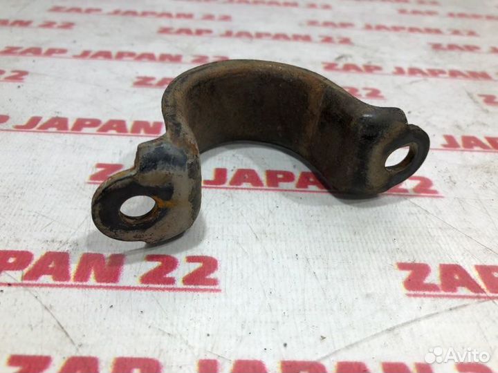 Крепление стабилизатора Toyota Town Ace Noah SR50