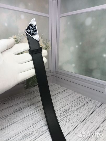 Ремень Prada женский Натуральная кожа серебряный