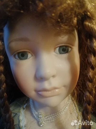 Кукла фарфоровая с клеймом