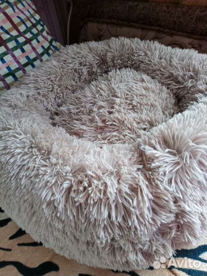 Лежанка для кошек, собак