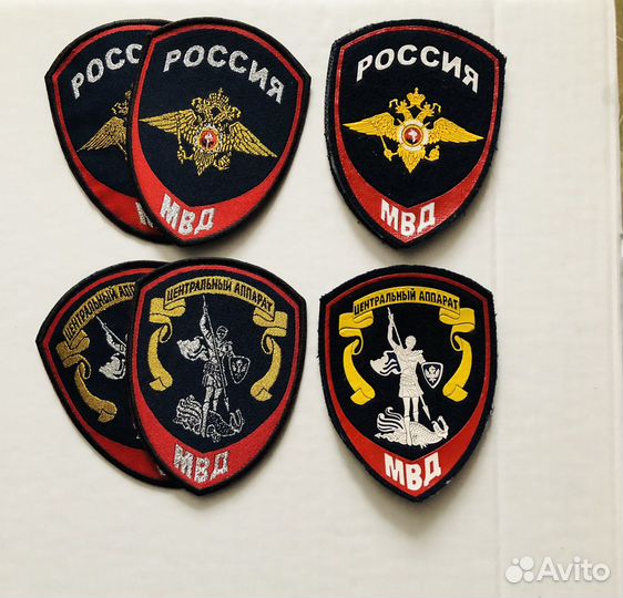 Нашивки, кокарды, погоны