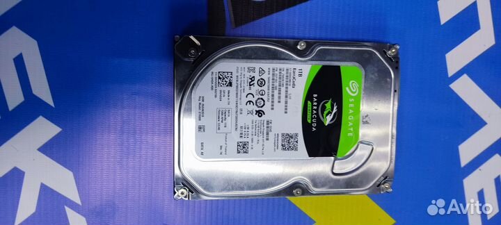 1 тб Жесткий диск Seagate BarraCuda