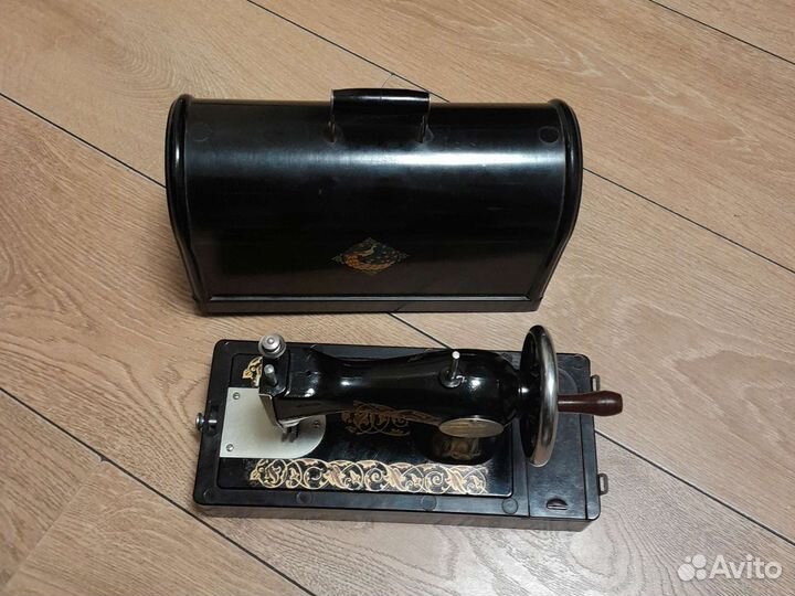 Детская швейная машина СССР