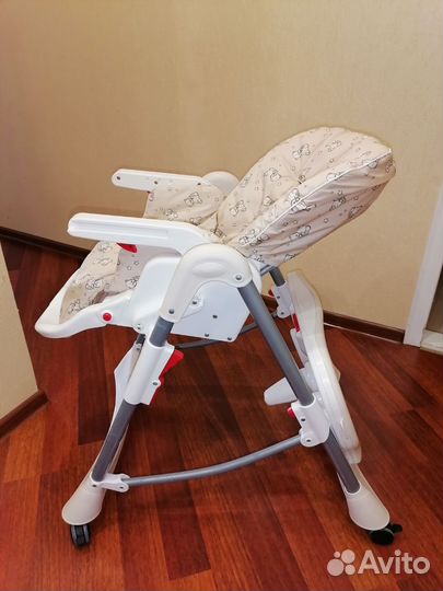 Стульчик для кормления. 0+
