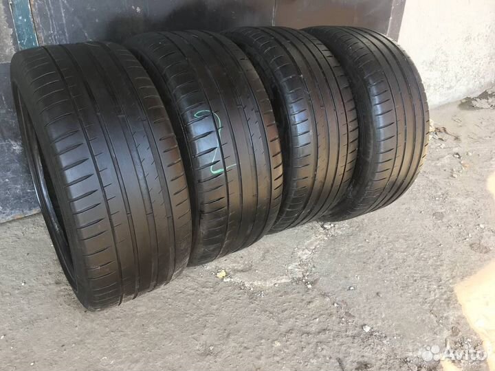 Michelin Pilot Sport 4 245/40 R18