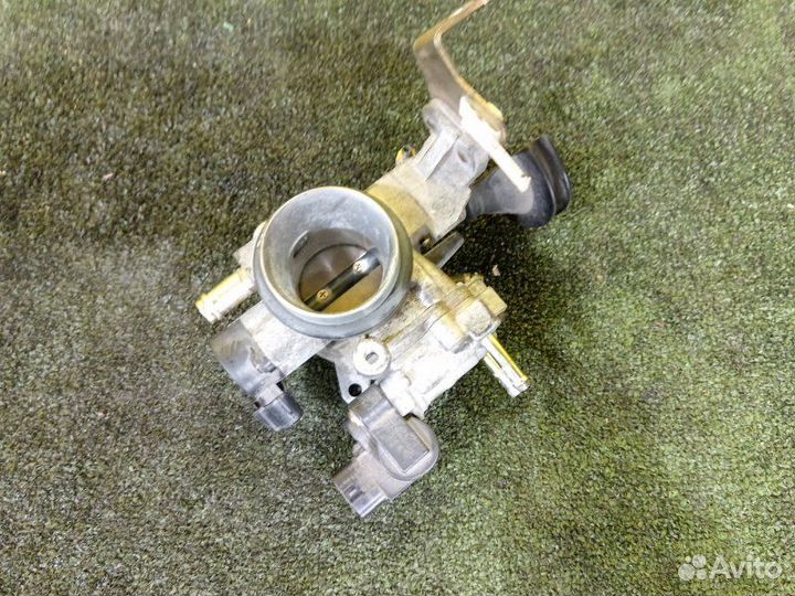 Дроссельная заслонка Toyota Platz SCP11-0074273