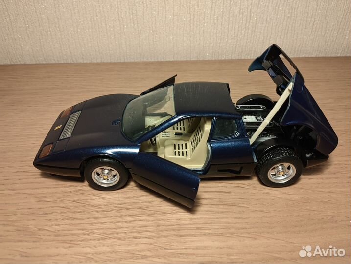 1/24 Bburago Ferrari 512 BB #0133 (Italy)