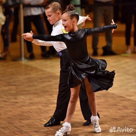 Бальные танцы для детей и взросых