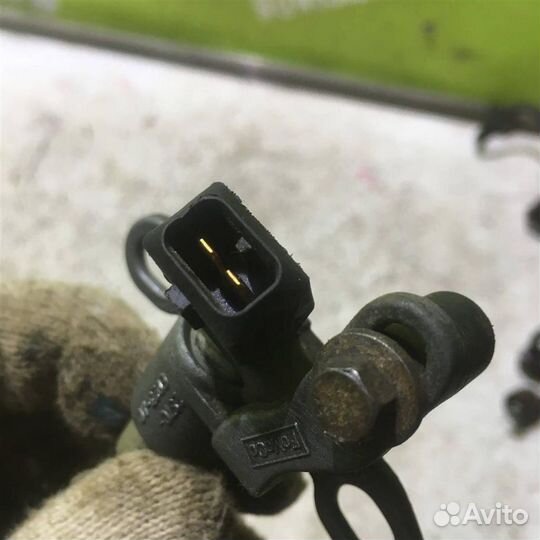 Датчик положения коленвала Форд Мондео 3