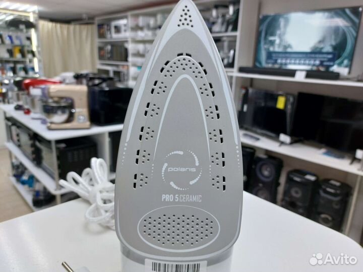 Утюг Polaris 2600Вт керамика в отличном состоянии