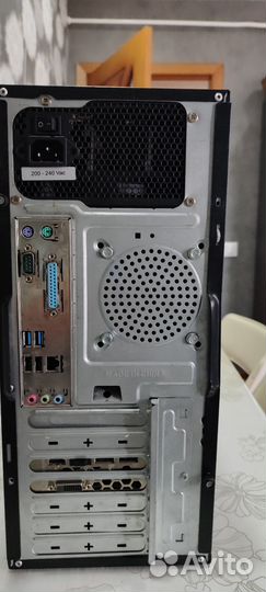 Игровой системный блок с монитором