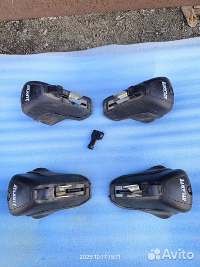 Опоры- крепления багажника