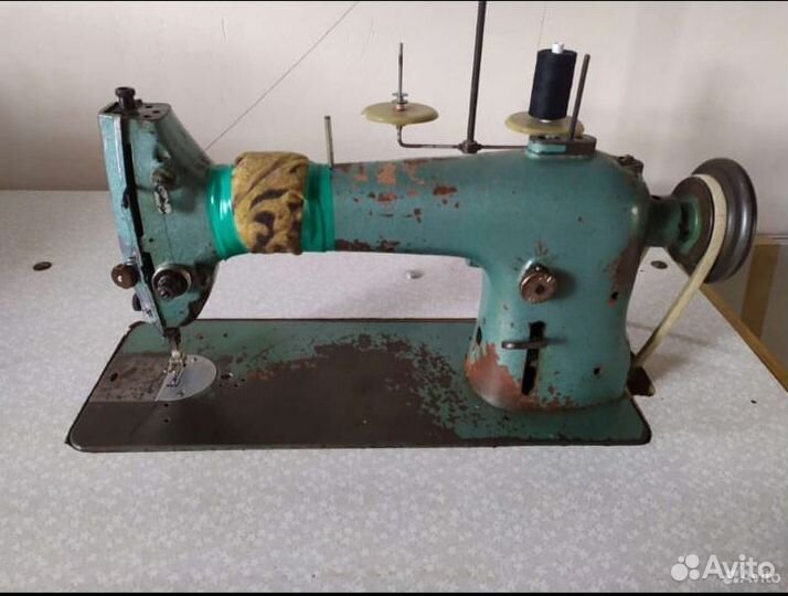 Промышленная швейная машина, машинка СССР