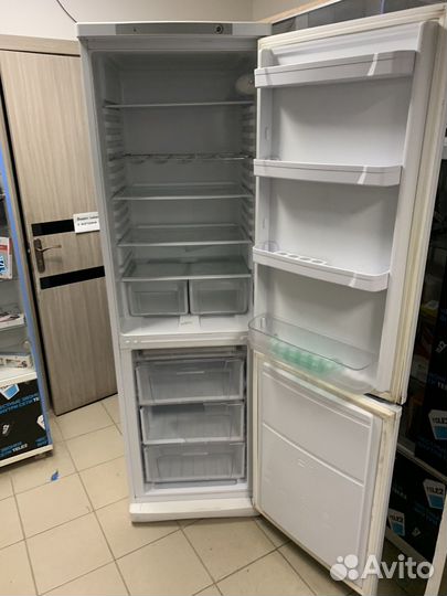 Холодильник indesit sb 200