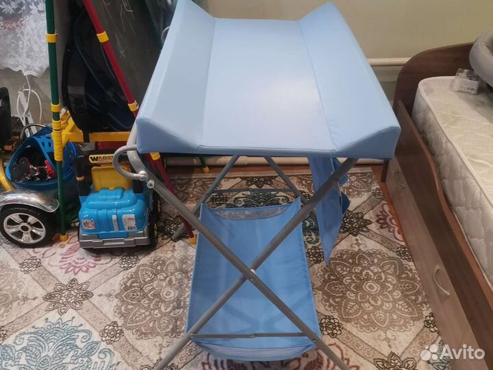 Пеленальный столик складной