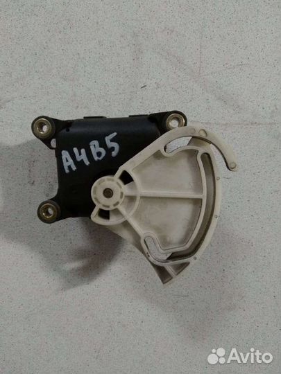 Моторчик заслонки печки Audi A4 B5