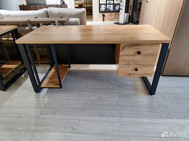 Стол офисный с подвесными ящиками лофт