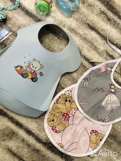 Соски, держатель для соски, нагрудники