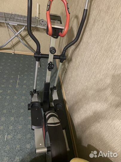 Эллиптический тренажер