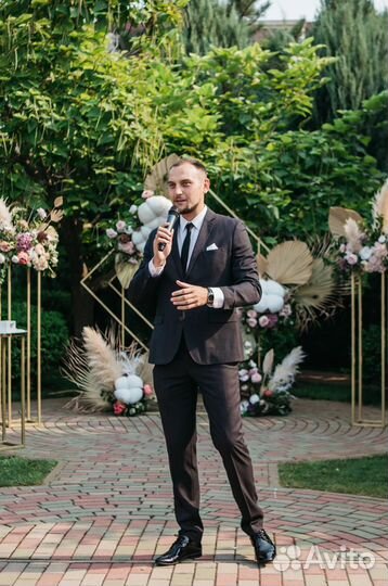 Ведущий на свадьбу, праздник и корпоратив