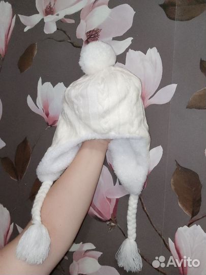 Шапка для девочки новая