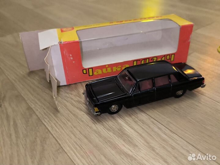 Модель автомобиля 1/43