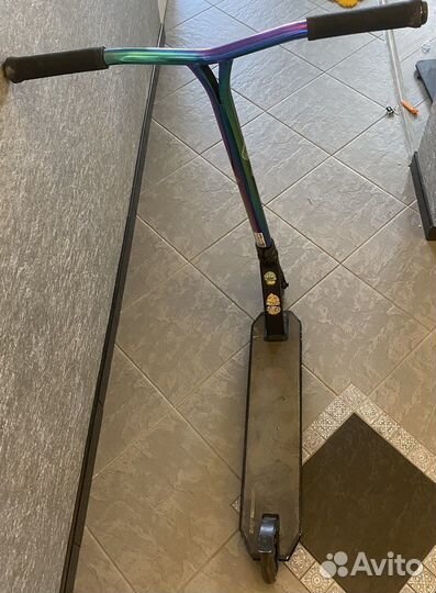 Трюковой самокат парк