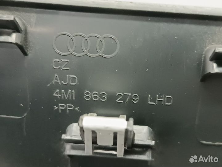Декоративная накладка Audi Q7 4M