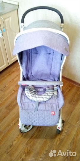 Прогулочная коляска