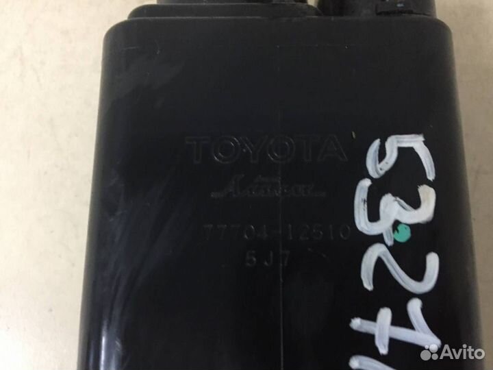 Абсорбер фильтр угольный Toyota Corolla E120 2001