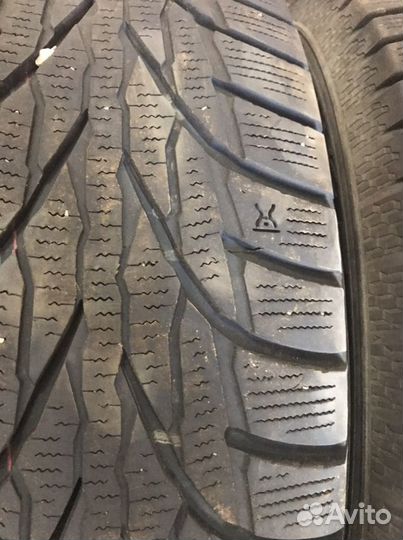 Kumho 722 225/60 R17