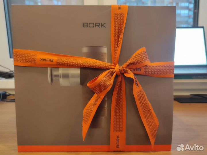 Перкуссионный массажер для тела bork D701